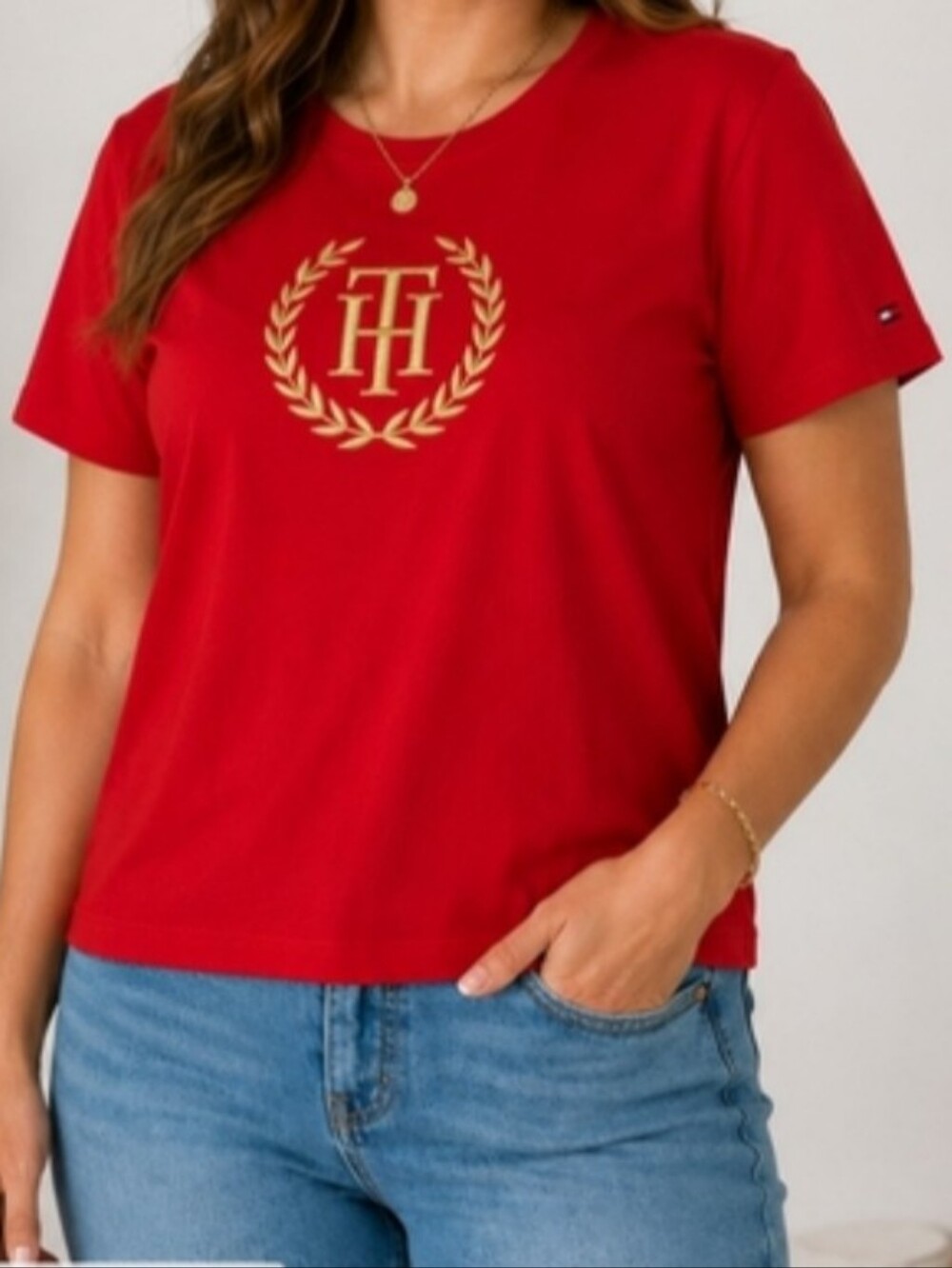 Tommy Hilfiger Red Short-Sleeve Tee with Gold Embroidered Crest XXL